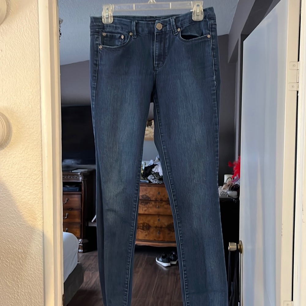 Metaphor, size 16 stretchy like new